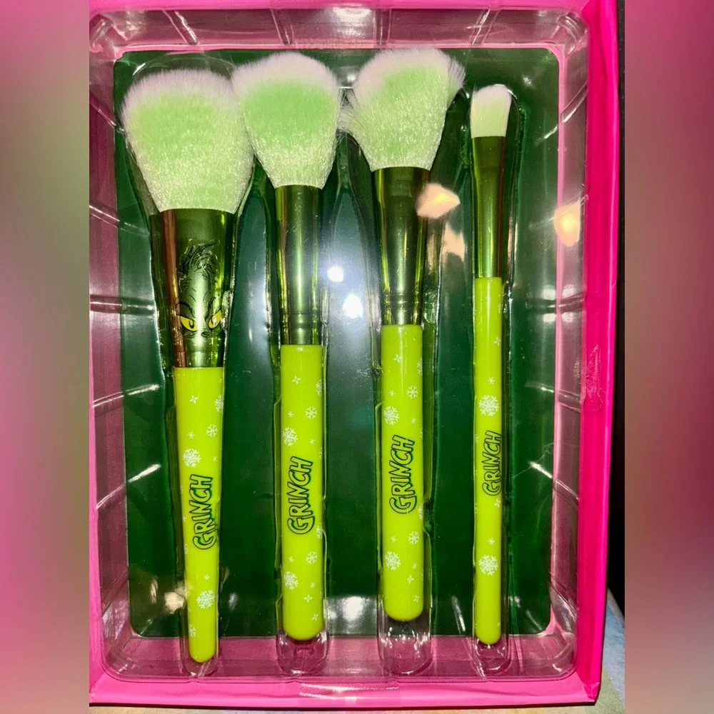 Festive Grinch Makeup Bundle